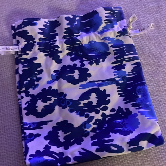 Lilly Pulitzer Fabric Drawstring Bag - Picture 2 of 4